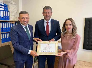 Gediz’De Necdet Akel, Görevi Devraldı
