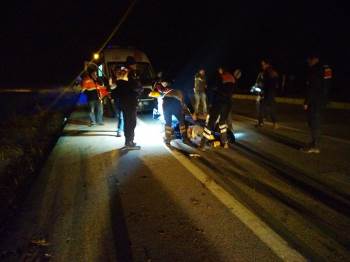 Gediz’De Otomobil At Arabasına Çarptı: 1 Ölü
