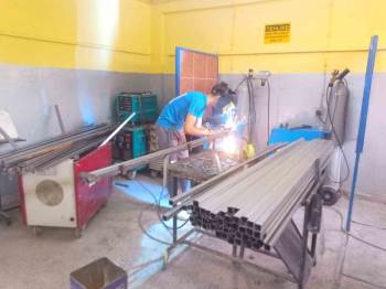 Gediz’De Sanayi, Belediye Ve Okul Birlik Oldu, Ciro 2 Milyonu Buldu
