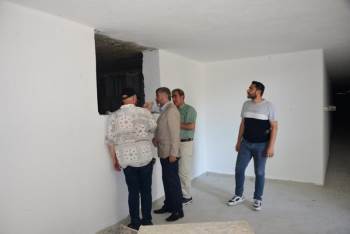 Gediz’De Yarı Olimpik Yüzme Havuzu İnşaatı Hızla Yükseliyor
