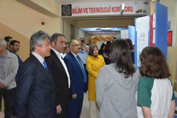 Gediz Fen Lisesi’Nde Bilim Fuarı
