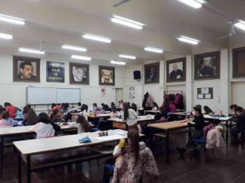 Gediz Halk Eğitimi Merkezinde Resim Kursu Açıldı
