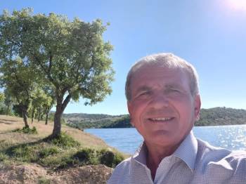 Gediz’İn Çeltikçi Köyü Muhtarı Kalbine Yenik Düştü
