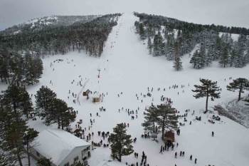 Gediz’İn Nüfusu 5 Yıllık Dönemde Yüzde 15,5 Arttı

