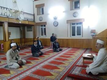 Gediz Müftüsü Sebahattin Turan Köylülerle Buluşmaya Devam Ediyor
