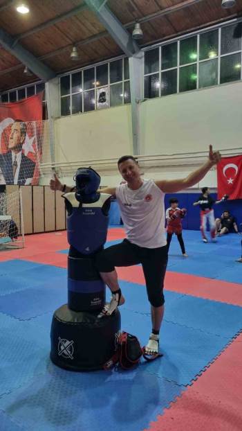 Gedizli Kick Boksçular Derece İçin Dövüşecekler
