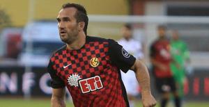 Gekas üçüncü 'hat-trick'ini yaptı