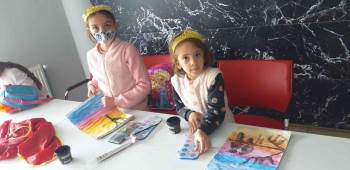 Geleceğin Ressamları Bu Kursta Eğitim Alıyor
