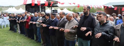 Gemiçli Yörüklerden Hıdırellez Şenliği ve şükür duası