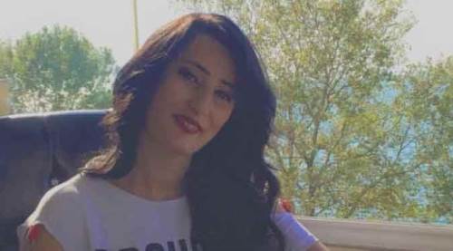 Genç anne tabancayla yaşamına son verdi