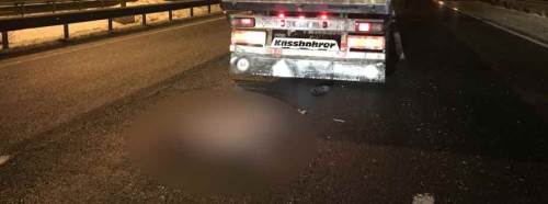 Genç kadının feci ölümü... TIR'ın altında kaldı!