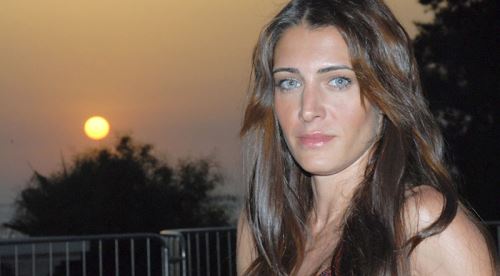 Genç mimar gözyaşlarıyla uğurlandı