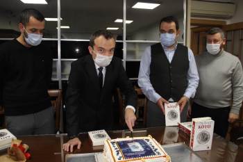 Genç Muhasebecinin Yazdığı Polisiye Roman Büyük İlgi Gördü
