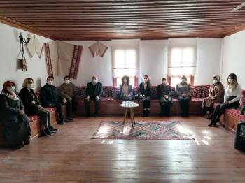 Genç Ve Kadın Girişimcilere ’Dijital Dönüşüm Ve E-Ticaret Eğitimi’
