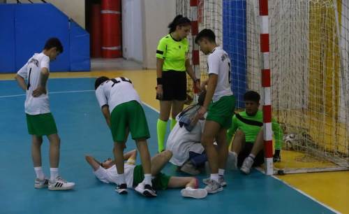 Gençlerin sakatlığı korkuttu