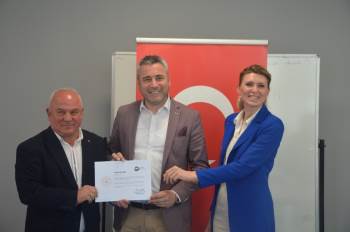 Gençlik Ve Spor Bakanı Kasapoğlu Adına Kulüp Başkanlarına Sertifika Verildi
