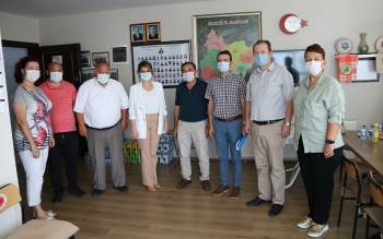 Genel Sekreteri  Bayrakçı, Muhtarların Sorunlarını Dinledi
