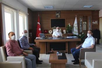 Geyve İlçe Müftüsü Okuyar’Dan Bilecik İl Müftüsü Ali Erhun’A Ziyaret
