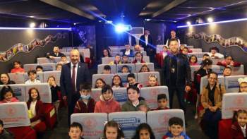 Gezen Sinema Tırı Kütahya’Da
