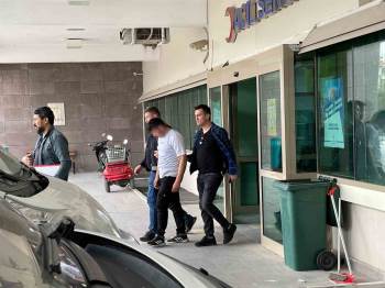 Girdiği Evden 100 Bin Tl’Lik Altın Çaldı
