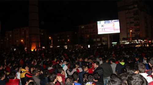 Giresun maçı dev ekrandan verilecek