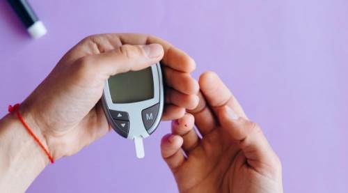 GLP-1 Agonistleri: Nedirler, Nasıl Çalışırlar ve Yan Etkileri