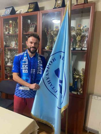 Gökay Eser Belediye Kütahyaspor’Da
