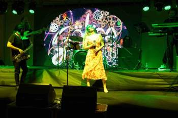 Gökçe Sevilen Şarkılarını Gazeteciler İçin Söyledi
