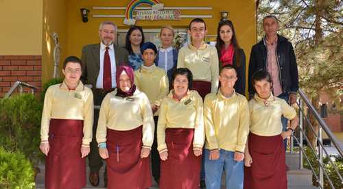 Gökkuşağı kafe İzmit'e de örnek olacak