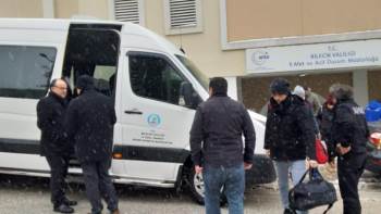 Gönüllüler Deprem Bölgesine Gitti
