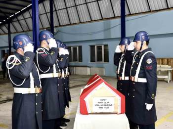 Görevi Başında Hayatını Kaybeden Uzman Çavuşa Veda
