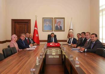 Görevini Devraldığı Gün İlk Toplantısını Gerçekleştirdi
