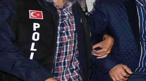 Gözaltına alınan hakimler adliyede
