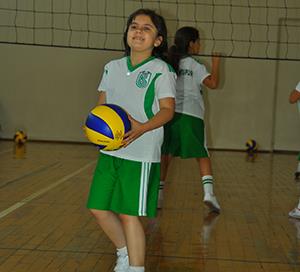 Göze girmeye çalışıyorlar