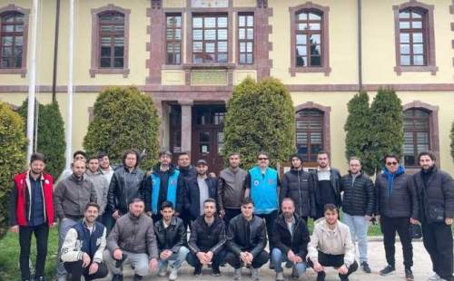 GSB Eskişehir yurtları öğrencileri tarihi mekanları gezdi