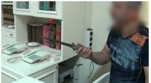Gülen'in Türkiye'deki odasına girdiler