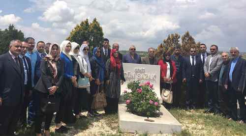 Gün Sazak ölüm yıl dönümünde anıldı
