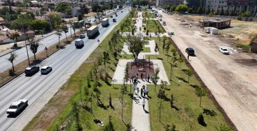 Gündoğdu'nun çehresi değişiyor: Yeni parkta sona doğru