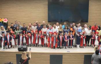 Gündüz Çocuk Bakımevi’Nde Mezuniyet Coşkusu
