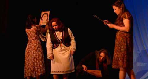 GÜNDÜZ GECE SAHNELENDİ