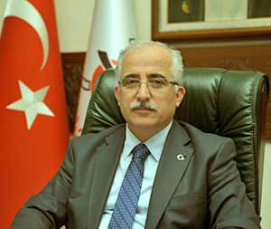 Güngör Azim Tuna kimdir?