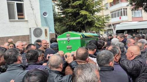 Günyüzü Kaymakamı Kurt'un yaralandığı kazada, vefat eden sürücüye acı veda