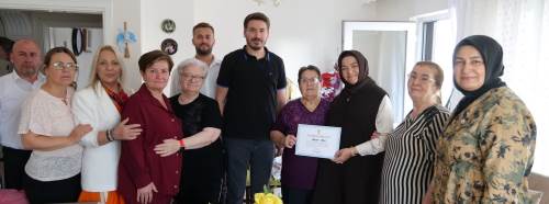 Gürcan, Odunpazarı’nda AK Parti üyelerinin evlerine konuk oldu