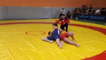 Güreşte İmam Hatiplilerin Başarısı
