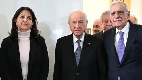 Güya silahlar bırakılacakmış 