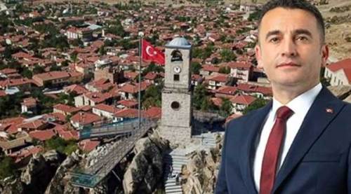 Hâbil Dökmeci’den yeni yıl armağanı