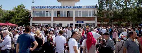 Hacı kafilesi törenle uğurlandı