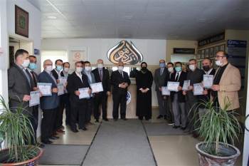 Hafızlığı Muhafaza Hizmet İçi Kursuna Katılanlara Başarı Belgeleri Verildi
