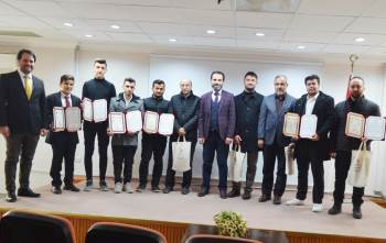 Hafızlık Tespit Sınavı’Nda Başarılı Olan 11 Öğrenciye Belgeleri Verildi
