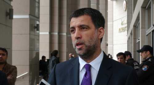 Hakan Şükür çark etti